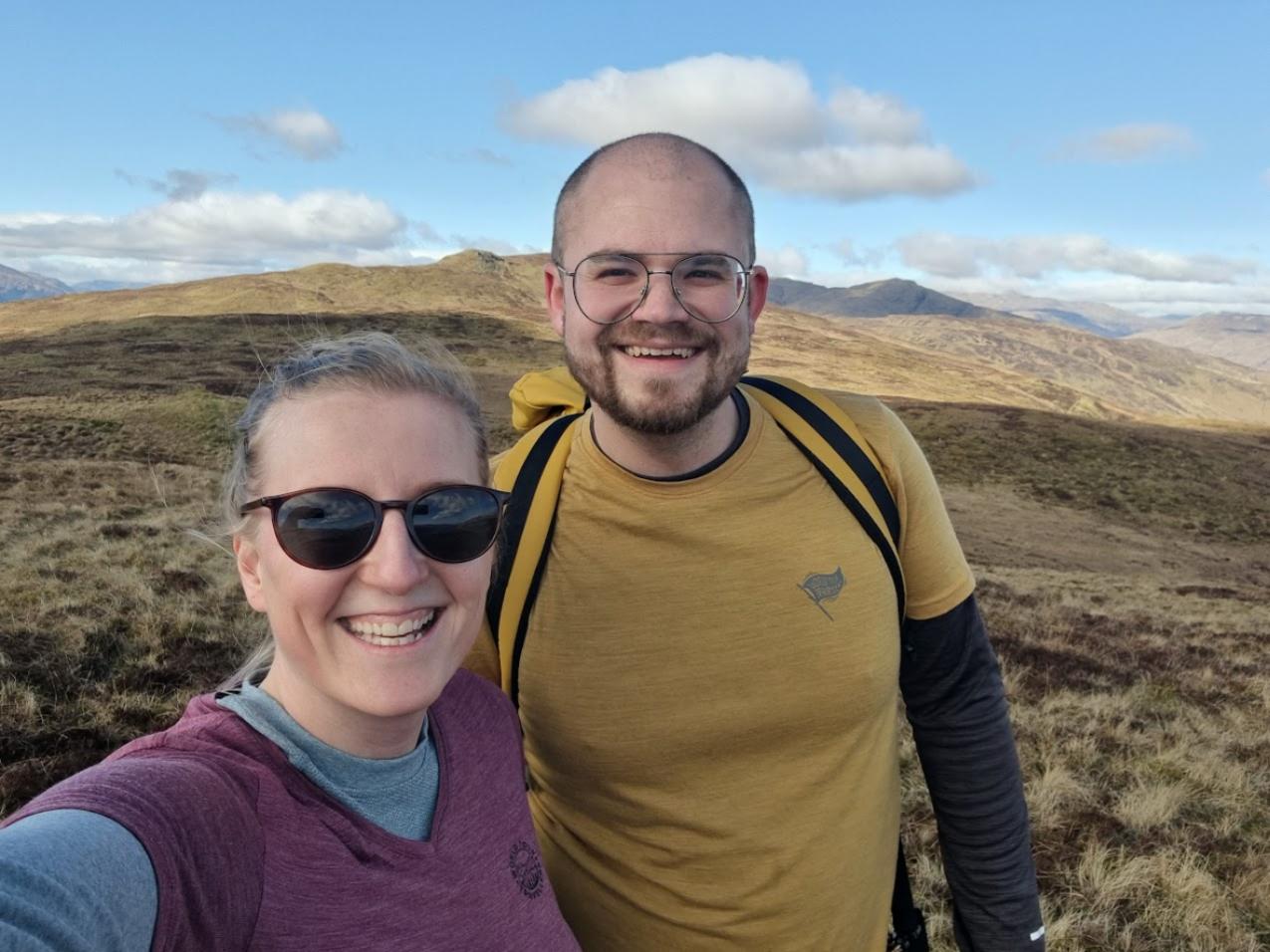 Miláček, který mě nekouše do loktu